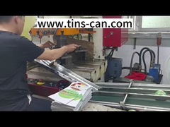 Διαμορφωμένοι μαζικοί κασσίτεροι 70mm Χριστουγέννων Themed Χριστουγέννων σφαίρα Dia για την προώθηση δώρων διακοπών